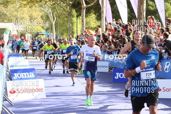 Buy your photos of the eventMeia Maratona Porto 2019 on Fotop
