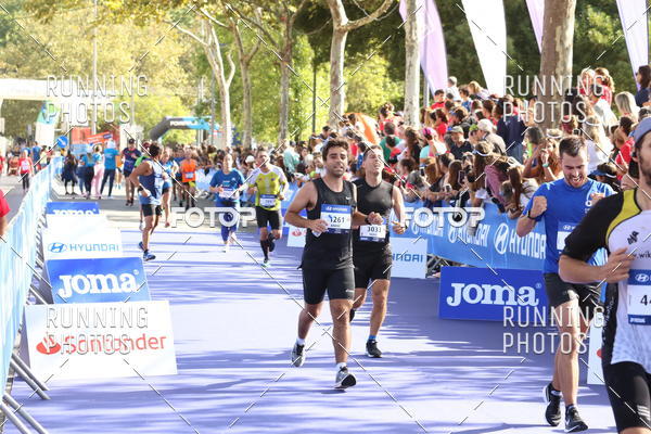 Buy your photos of the eventMeia Maratona Porto 2019 on Fotop