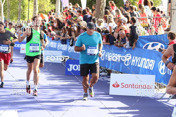 Buy your photos of the eventMeia Maratona Porto 2019 on Fotop