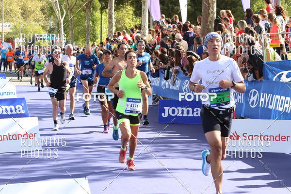 Buy your photos of the eventMeia Maratona Porto 2019 on Fotop