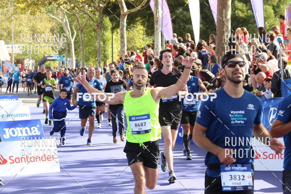 Buy your photos of the eventMeia Maratona Porto 2019 on Fotop