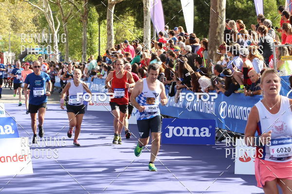 Buy your photos of the eventMeia Maratona Porto 2019 on Fotop