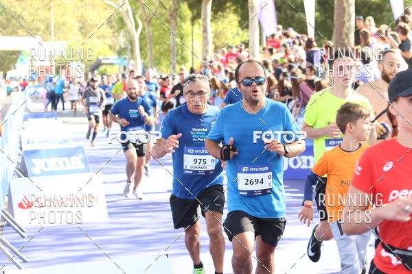 Buy your photos of the eventMeia Maratona Porto 2019 on Fotop