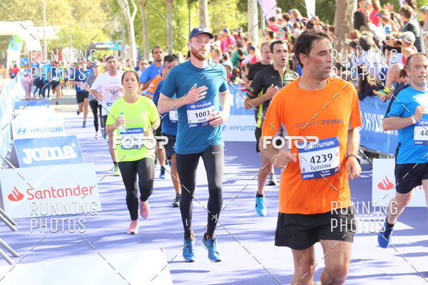 Buy your photos of the eventMeia Maratona Porto 2019 on Fotop