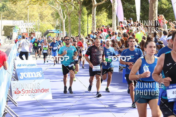 Buy your photos of the eventMeia Maratona Porto 2019 on Fotop