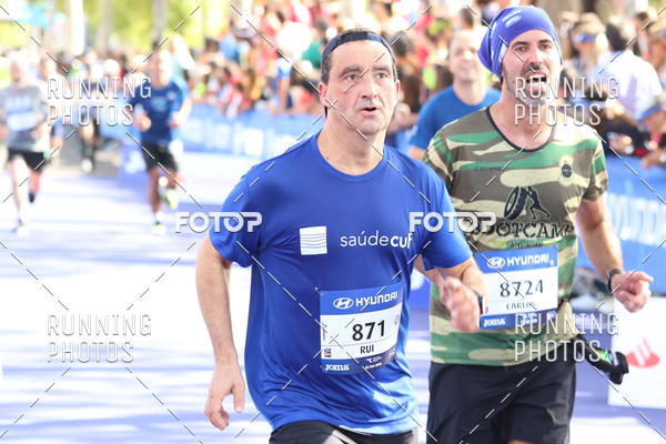 Buy your photos of the eventMeia Maratona Porto 2019 on Fotop