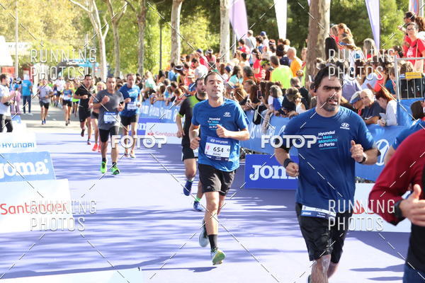 Buy your photos of the eventMeia Maratona Porto 2019 on Fotop