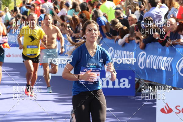 Buy your photos of the eventMeia Maratona Porto 2019 on Fotop