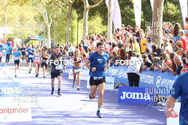 Buy your photos of the eventMeia Maratona Porto 2019 on Fotop