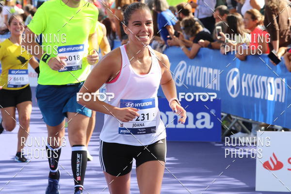 Buy your photos of the eventMeia Maratona Porto 2019 on Fotop