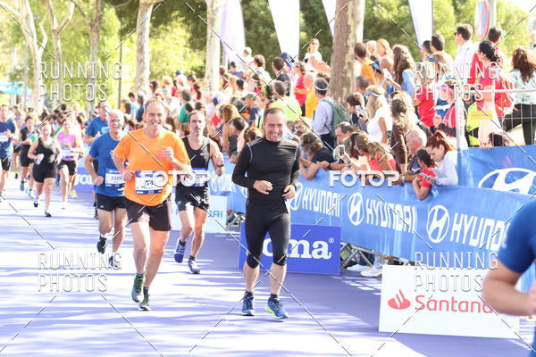 Buy your photos of the eventMeia Maratona Porto 2019 on Fotop