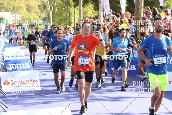 Buy your photos of the eventMeia Maratona Porto 2019 on Fotop