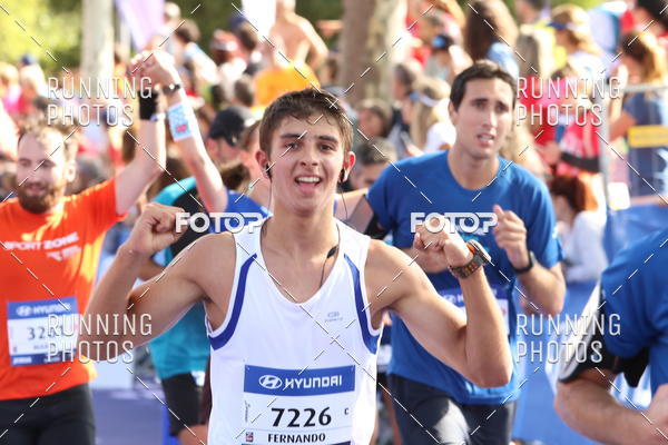 Buy your photos of the eventMeia Maratona Porto 2019 on Fotop