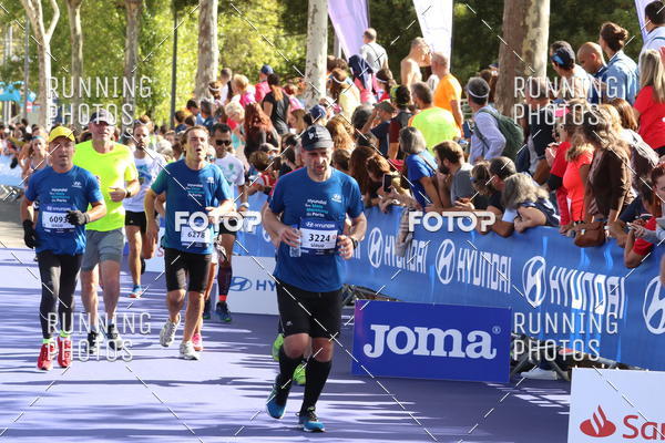 Buy your photos of the eventMeia Maratona Porto 2019 on Fotop