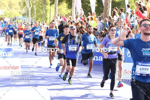 Buy your photos of the eventMeia Maratona Porto 2019 on Fotop