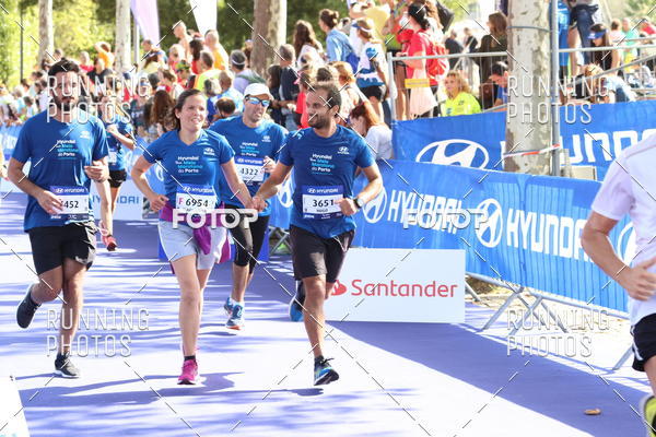 Buy your photos of the eventMeia Maratona Porto 2019 on Fotop