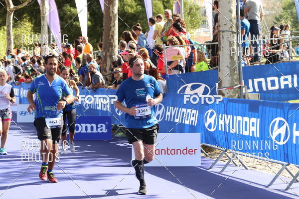Buy your photos of the eventMeia Maratona Porto 2019 on Fotop
