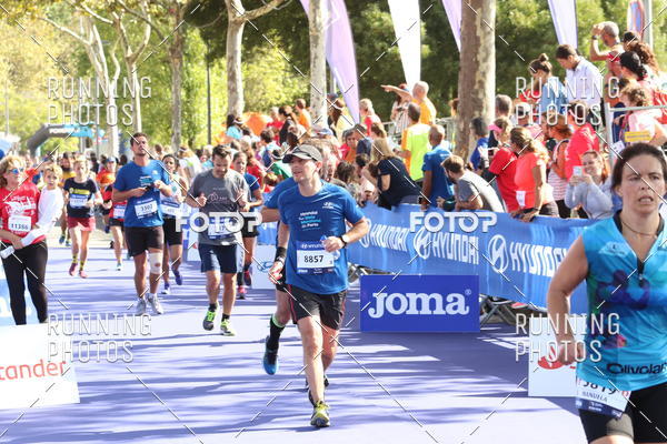Buy your photos of the eventMeia Maratona Porto 2019 on Fotop