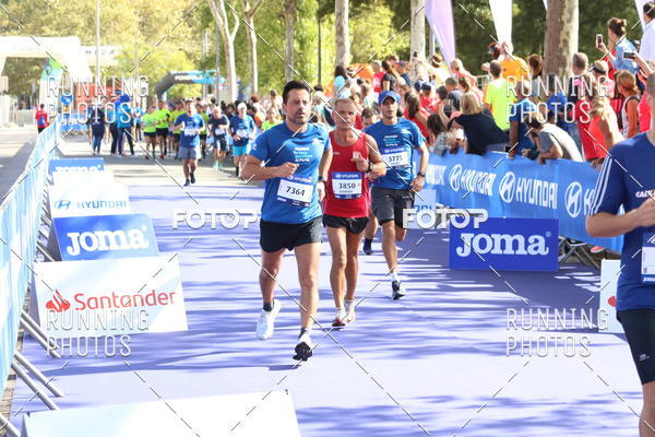 Buy your photos of the eventMeia Maratona Porto 2019 on Fotop