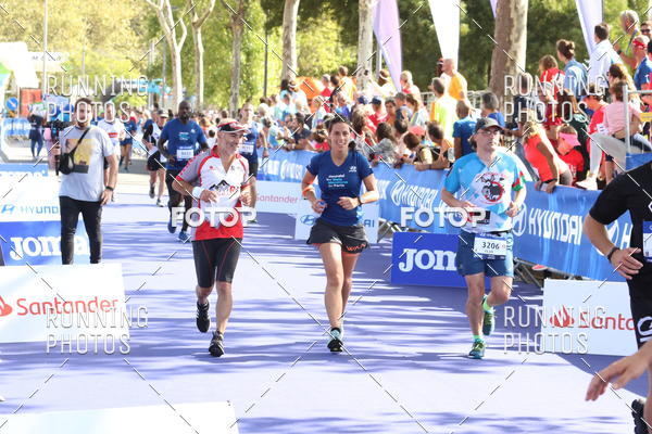Buy your photos of the eventMeia Maratona Porto 2019 on Fotop