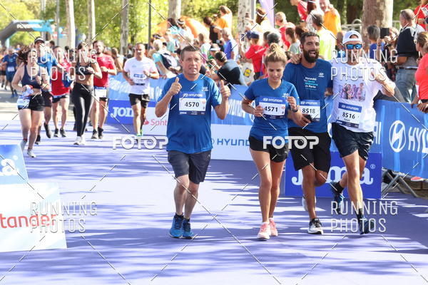 Buy your photos of the eventMeia Maratona Porto 2019 on Fotop