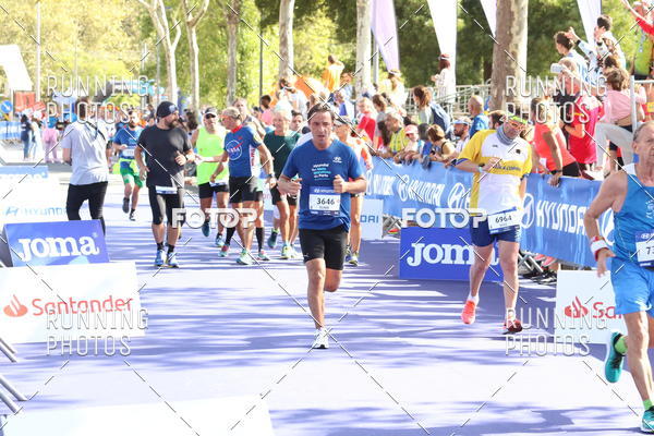 Buy your photos of the eventMeia Maratona Porto 2019 on Fotop