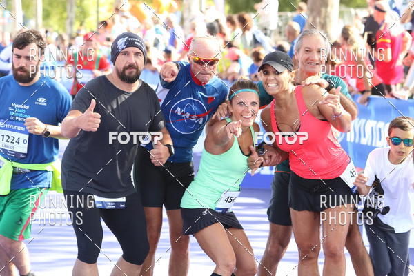 Buy your photos of the eventMeia Maratona Porto 2019 on Fotop