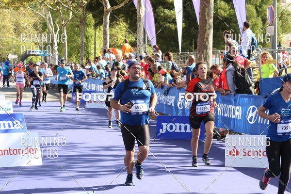 Buy your photos of the eventMeia Maratona Porto 2019 on Fotop