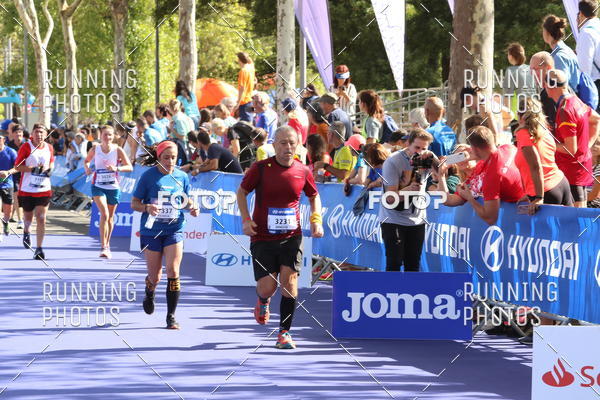 Buy your photos of the eventMeia Maratona Porto 2019 on Fotop