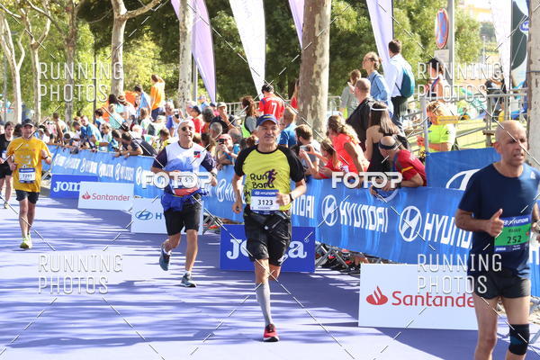 Buy your photos of the eventMeia Maratona Porto 2019 on Fotop