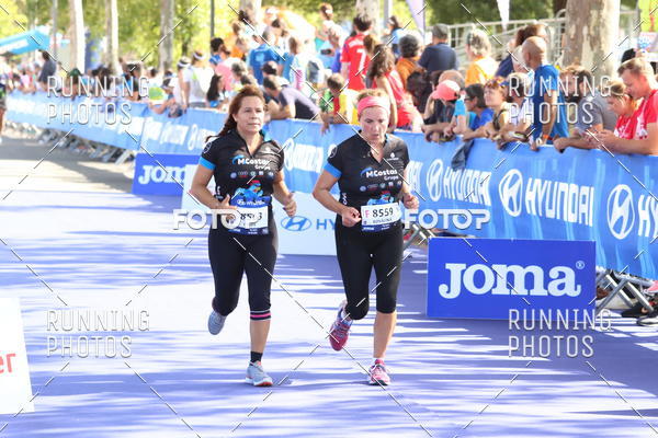 Buy your photos of the eventMeia Maratona Porto 2019 on Fotop