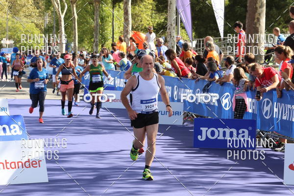 Buy your photos of the eventMeia Maratona Porto 2019 on Fotop