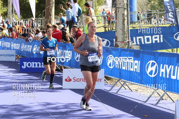 Buy your photos of the eventMeia Maratona Porto 2019 on Fotop