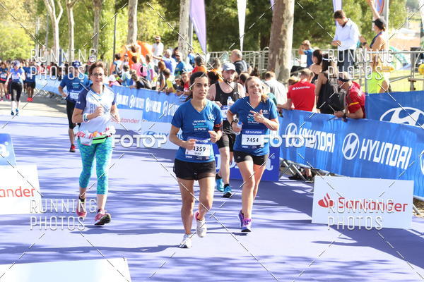 Buy your photos of the eventMeia Maratona Porto 2019 on Fotop