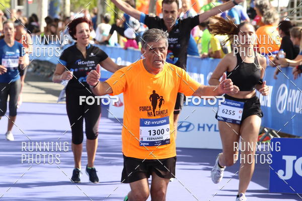Buy your photos of the eventMeia Maratona Porto 2019 on Fotop