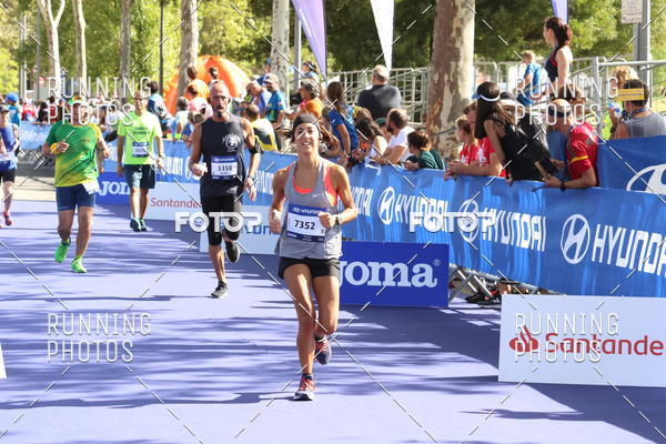 Buy your photos of the eventMeia Maratona Porto 2019 on Fotop