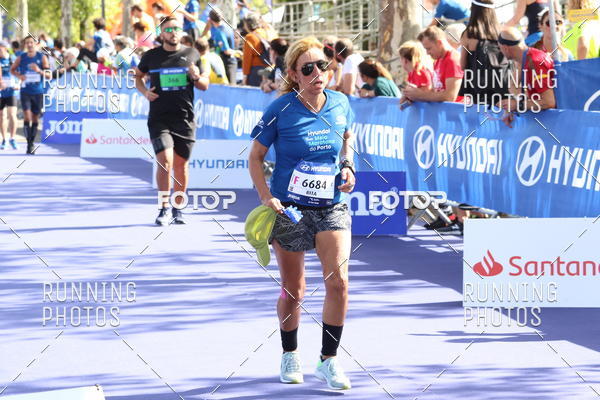 Buy your photos of the eventMeia Maratona Porto 2019 on Fotop