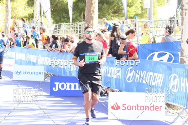 Buy your photos of the eventMeia Maratona Porto 2019 on Fotop