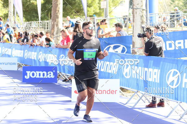 Buy your photos of the eventMeia Maratona Porto 2019 on Fotop