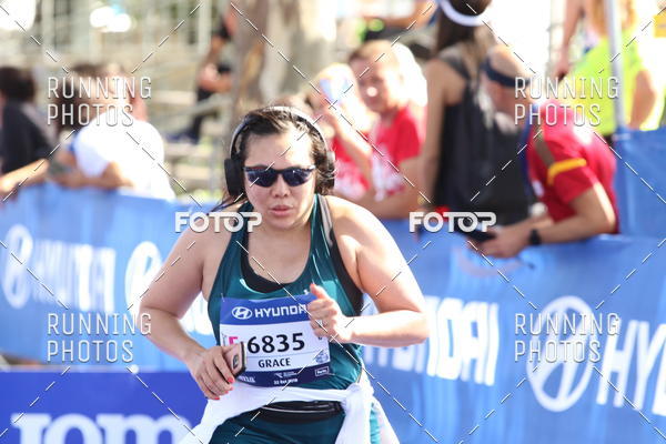 Buy your photos of the eventMeia Maratona Porto 2019 on Fotop