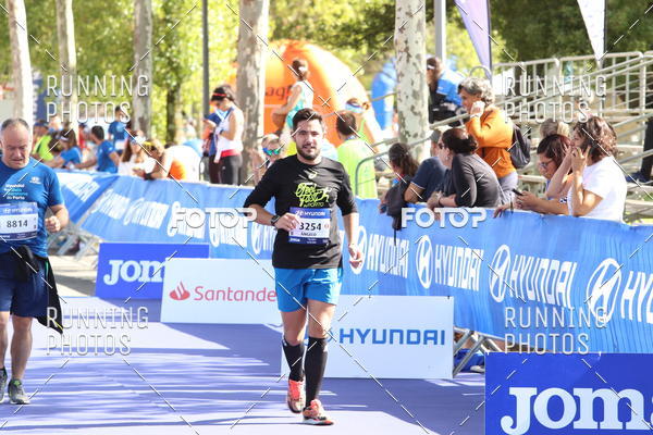 Buy your photos of the eventMeia Maratona Porto 2019 on Fotop