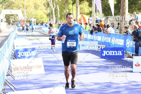 Buy your photos of the eventMeia Maratona Porto 2019 on Fotop
