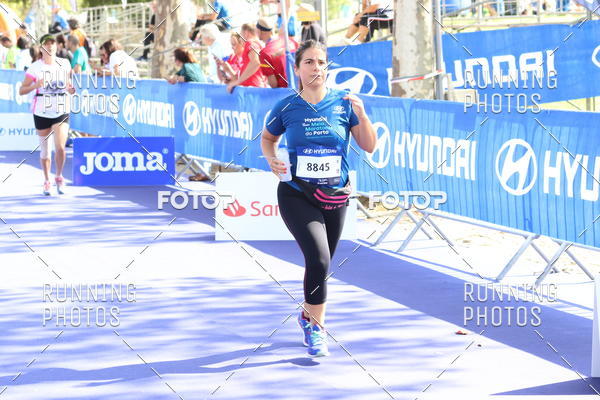 Buy your photos of the eventMeia Maratona Porto 2019 on Fotop
