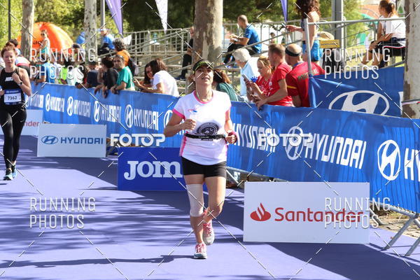 Buy your photos of the eventMeia Maratona Porto 2019 on Fotop