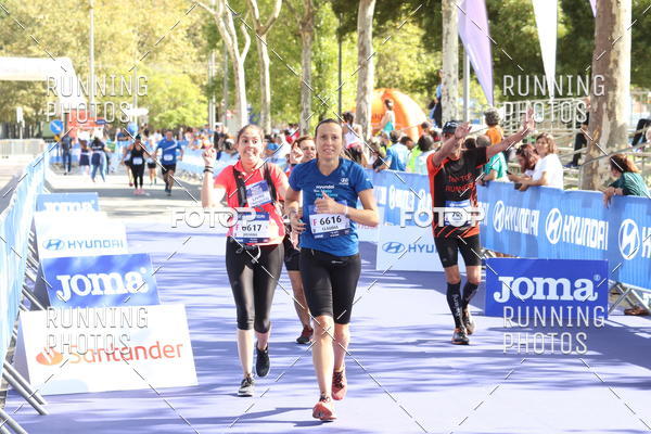 Buy your photos of the eventMeia Maratona Porto 2019 on Fotop