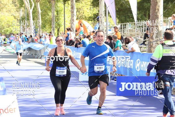 Buy your photos of the eventMeia Maratona Porto 2019 on Fotop