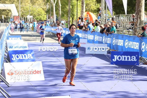 Buy your photos of the eventMeia Maratona Porto 2019 on Fotop