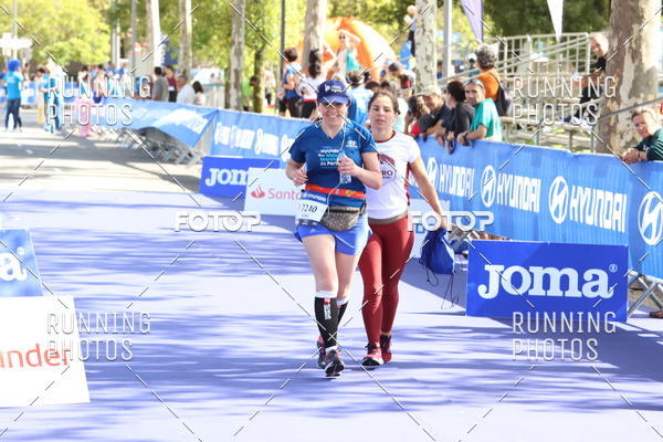 Buy your photos of the eventMeia Maratona Porto 2019 on Fotop