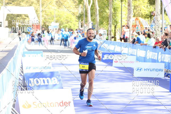 Buy your photos of the eventMeia Maratona Porto 2019 on Fotop