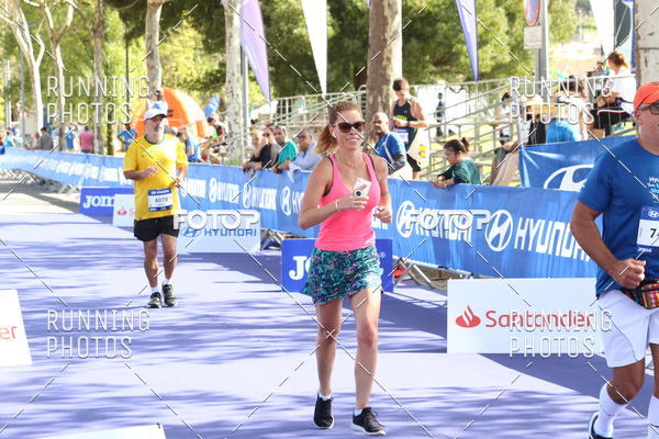 Buy your photos of the eventMeia Maratona Porto 2019 on Fotop